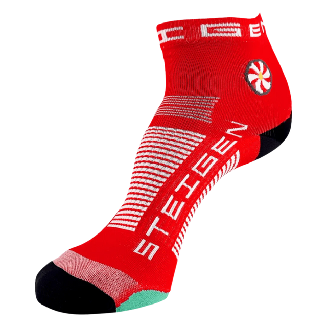 Steigen - Quarter Length Running Socks - Cherry Red