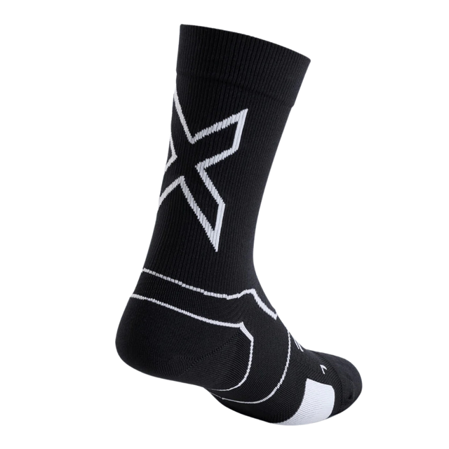 2XU-Vectr-Light-Cushion-Crew-Socks-black-white