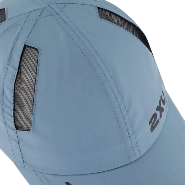 2XU-run-cap-volt-blue-black-detail