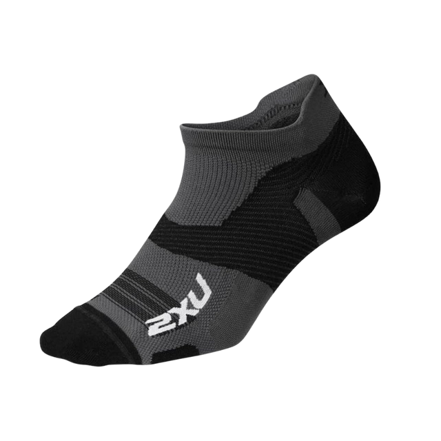 SALE | 2XU - Vectr Ultralight No Show Socks - Titanium/Black