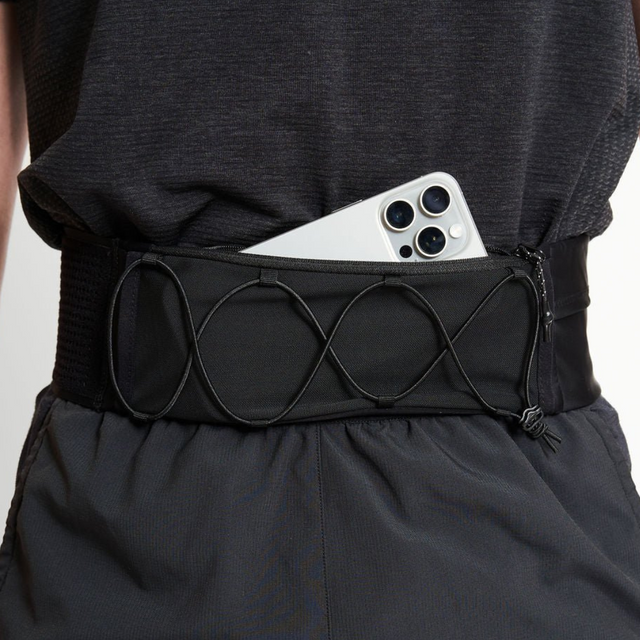 Stride - Endura Running Belt - Black - Lifestyle2