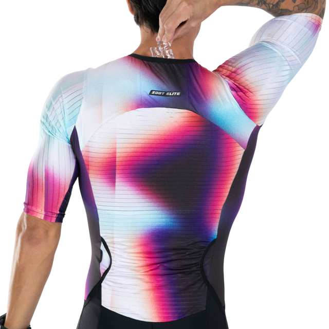 Zoot Men's Elite P1 Tri Aero FZ Racesuit in Sonic Shift colourway - close-up of back ice pocket