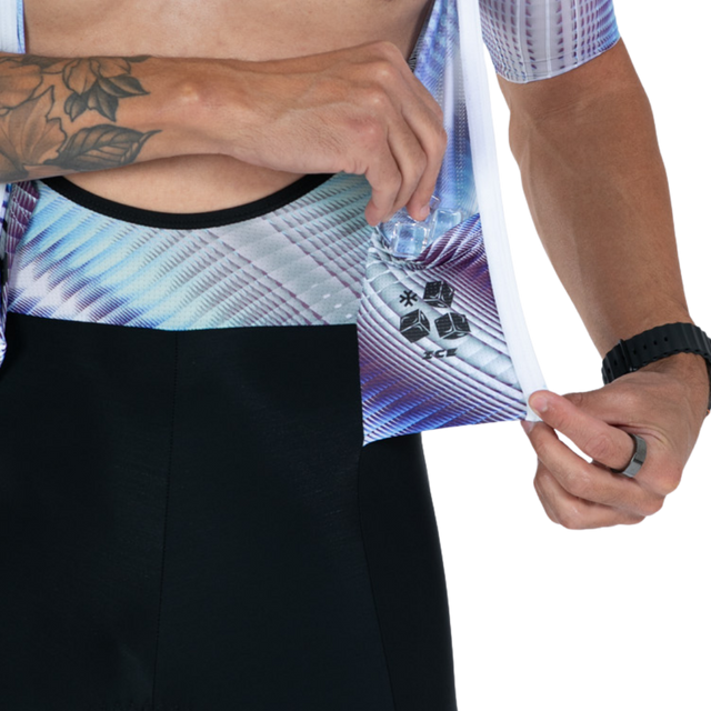 Zoot Men's Ultra Tri P1X Racesuit in Nova colourway - close-up of front ice pocket